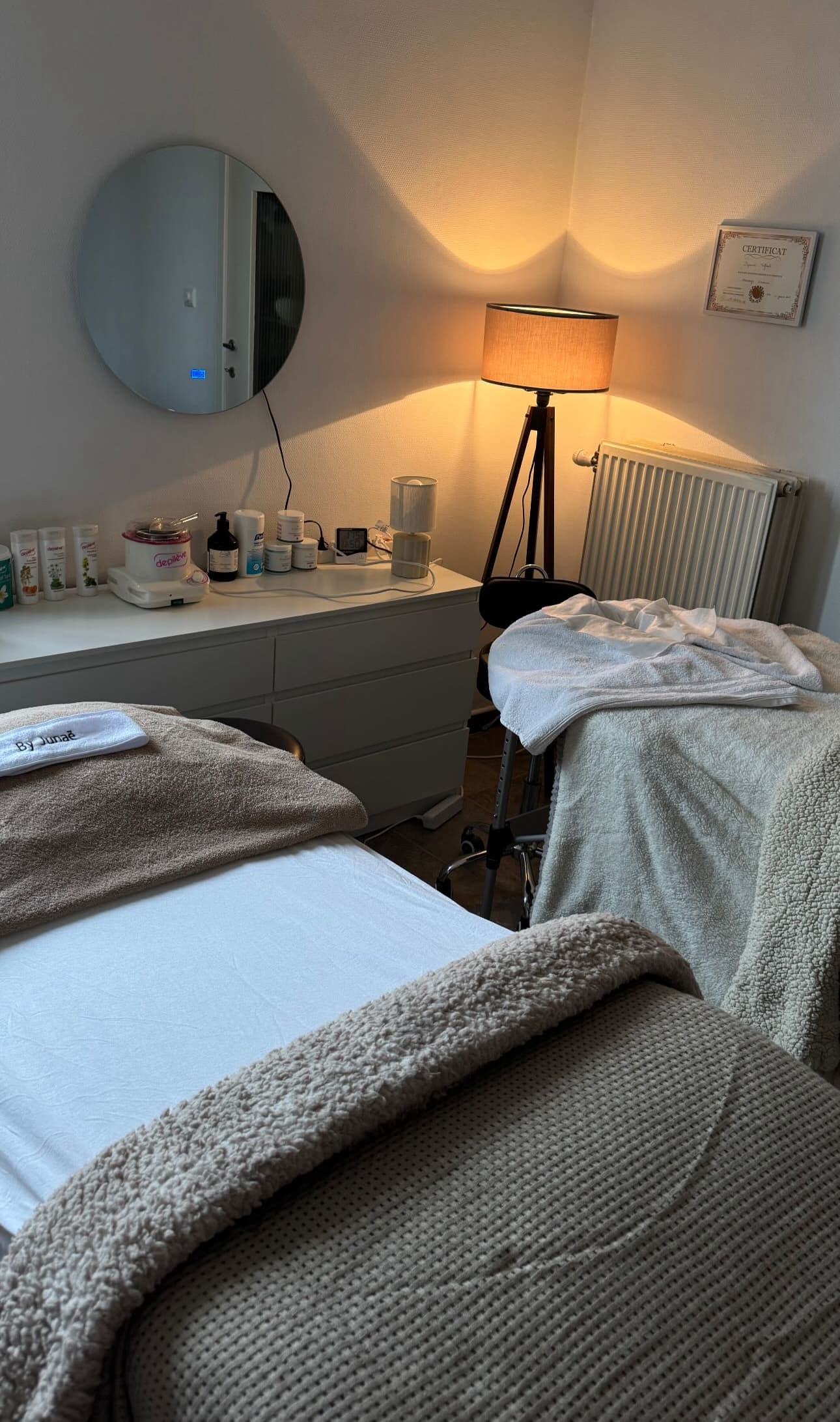 By junaë institut - Image 1